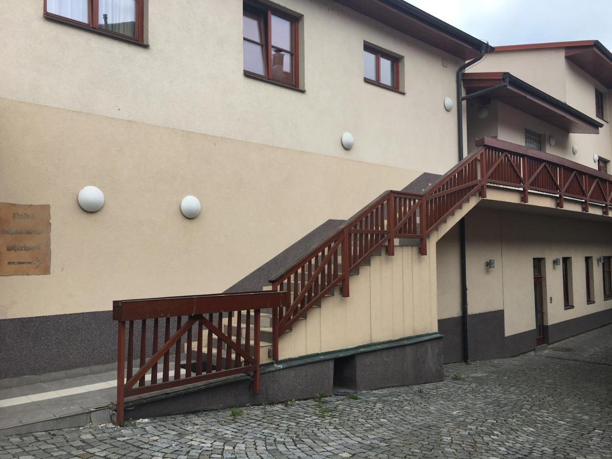 Kounicky Dvur Hotel Dolní Kounice Eksteriør billede
